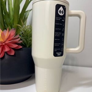 HydroJug Snowflake 40 oz Traveler